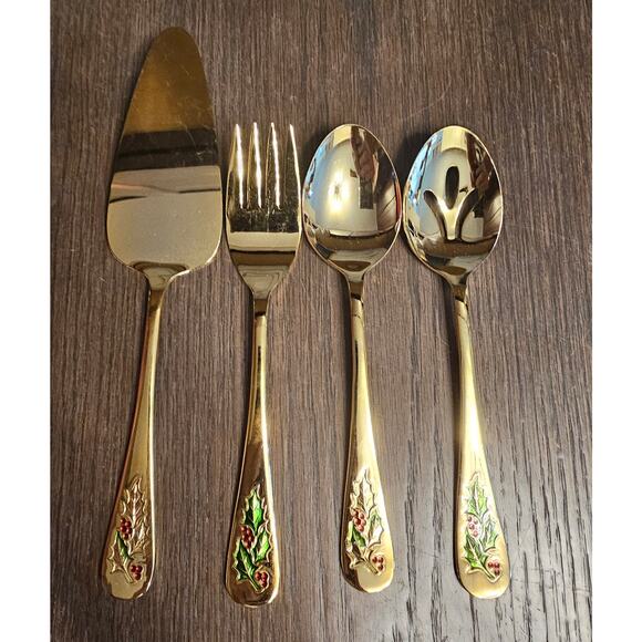 Christmas Holly Berry Gold Plated Stainless Serving 4 Pc Set Holiday NOS - Picture 1 of 2